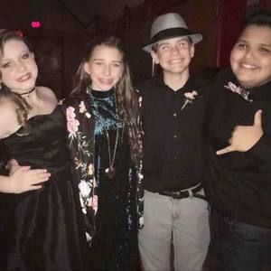 Meet your Posher, Eli